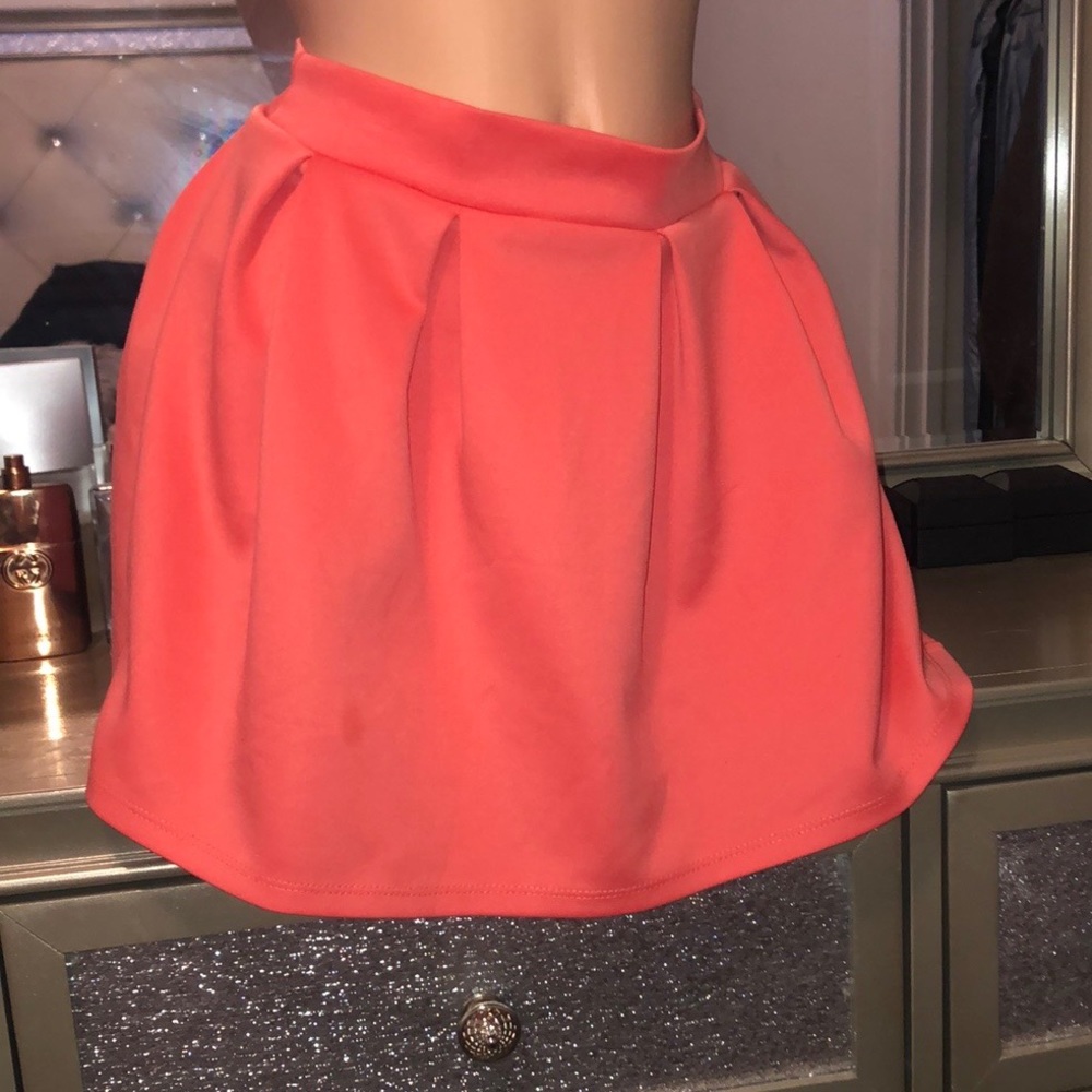LOVE SKIRT